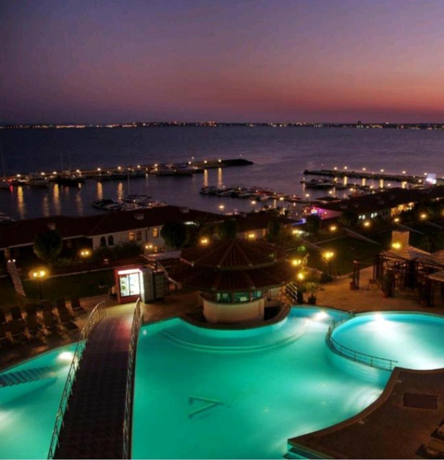 Luxsus Apartment Diamond Sveti Vlas Luaran gambar