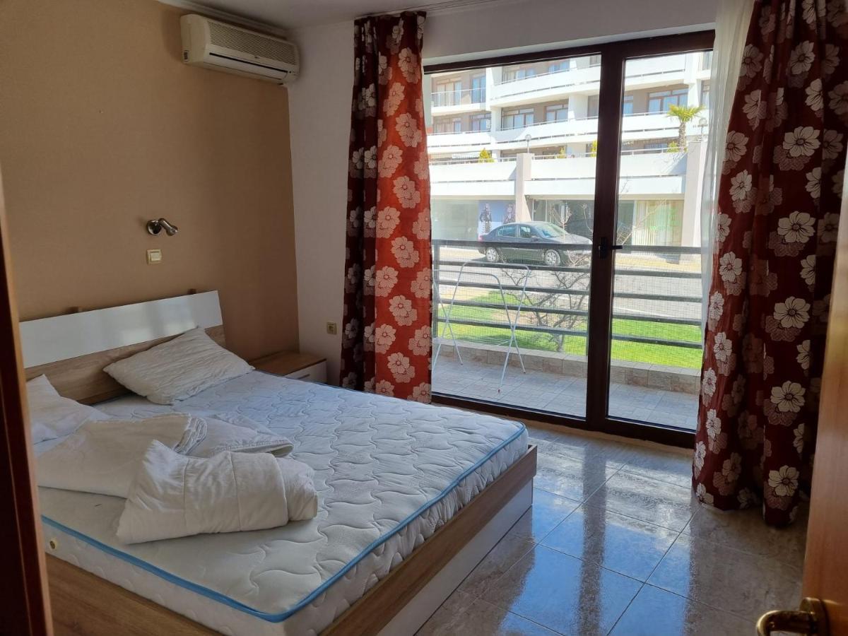 Luxsus Apartment Diamond Sveti Vlas Luaran gambar