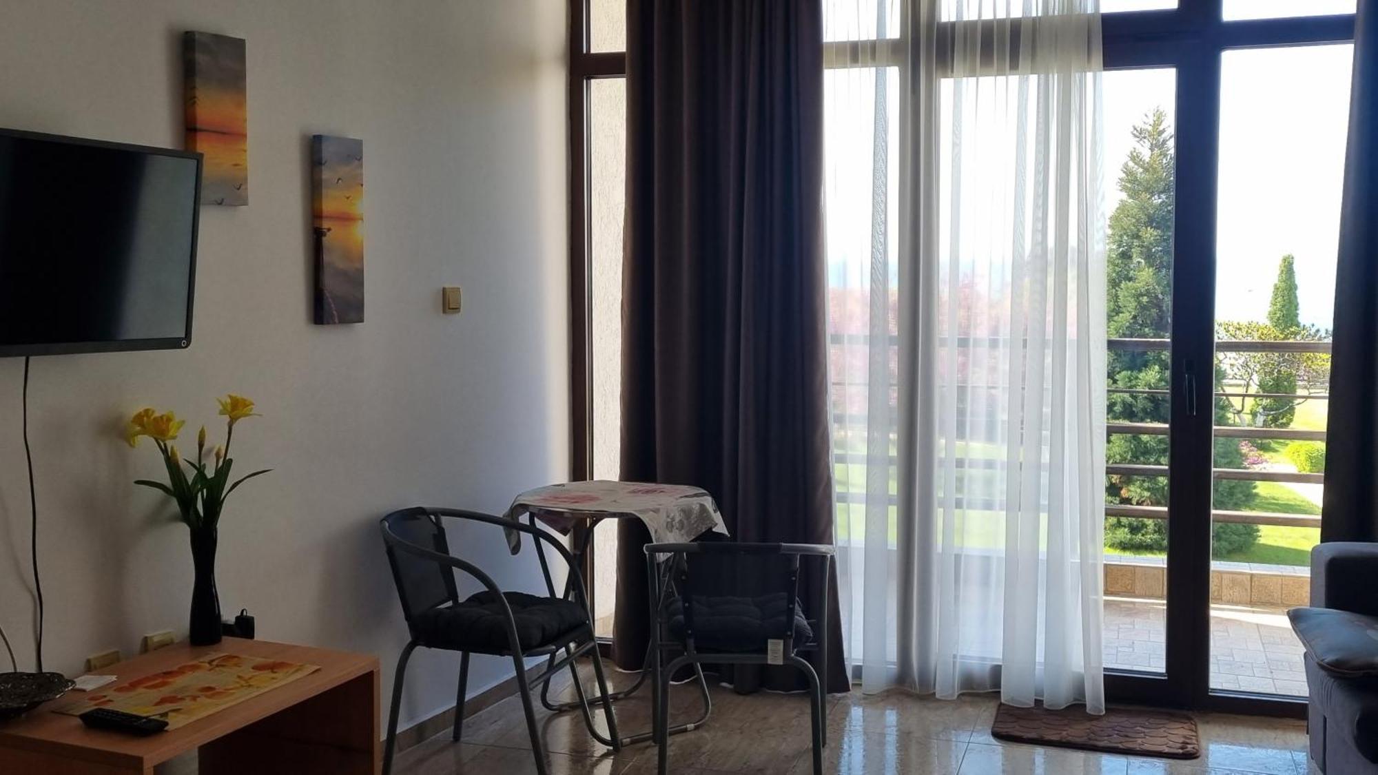 Luxsus Apartment Diamond Sveti Vlas Luaran gambar