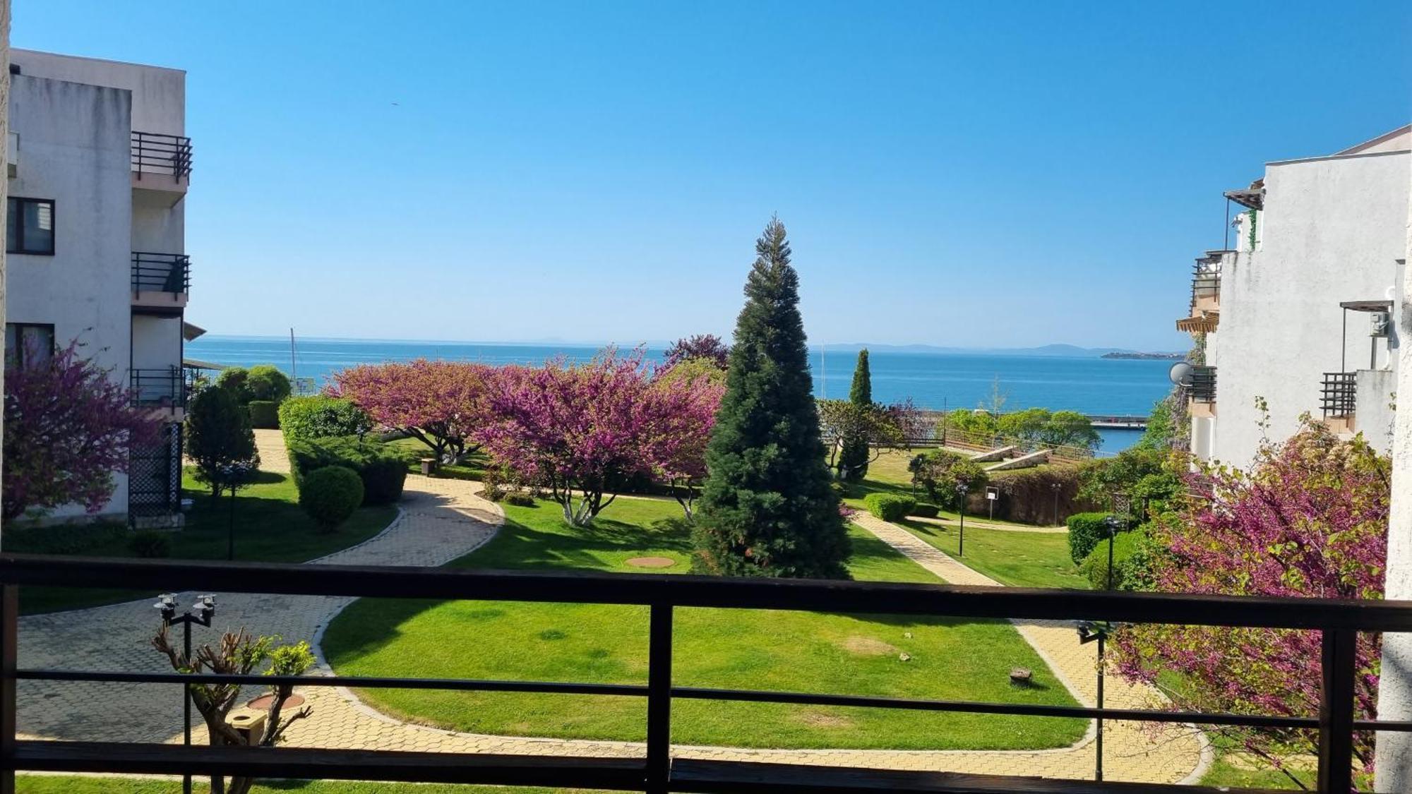 Luxsus Apartment Diamond Sveti Vlas Luaran gambar